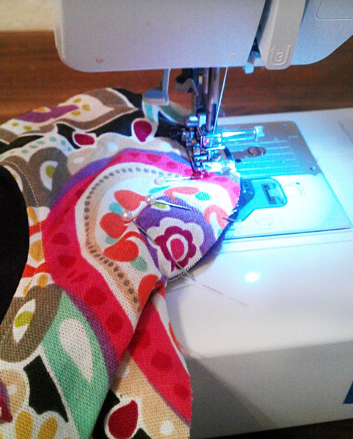 青い点まで縫い進める