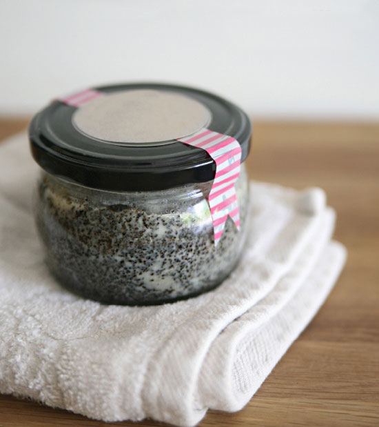 Scrub Kopi untuk Stretch Marks
